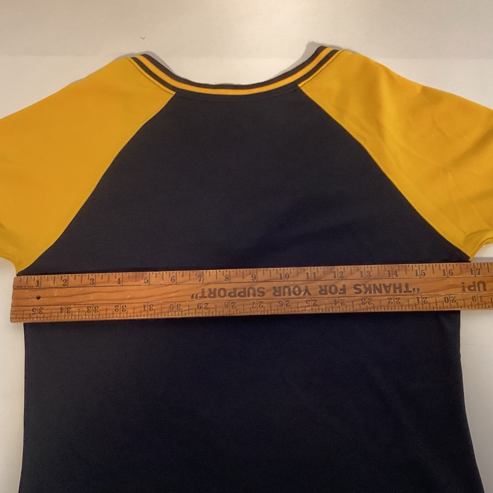 Majestic Pittsburgh Pirates Women’s Black And Gold Baseball Jersey size medium - Picture 9 of 10